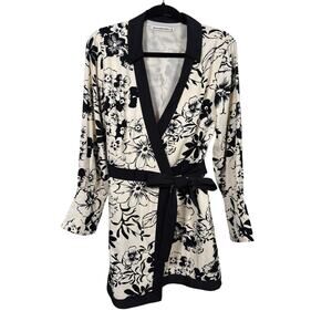 Abercrombie & Fitch Wrap Dress Womens Small Black White Floral Bell Sleeve Mini